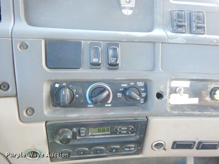 image for item DG6351 2006 Sterling LT8500 truck cab and chassis