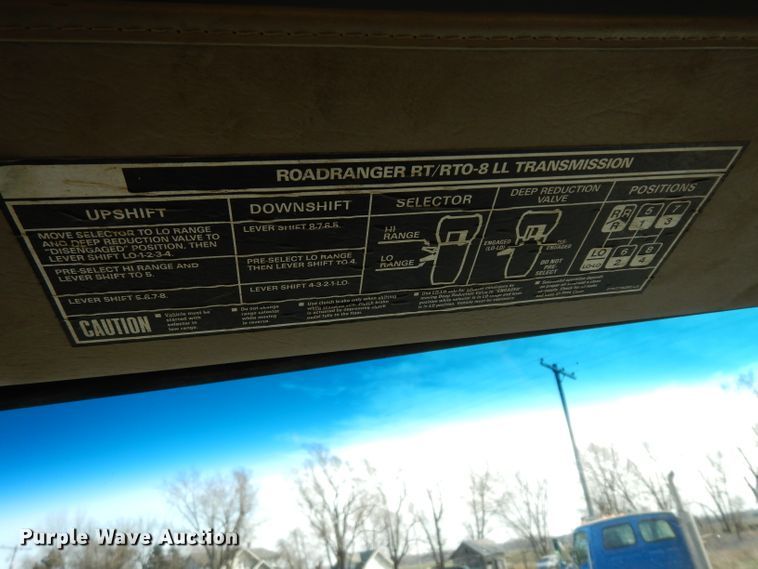 image for item DG6351 2006 Sterling LT8500 truck cab and chassis