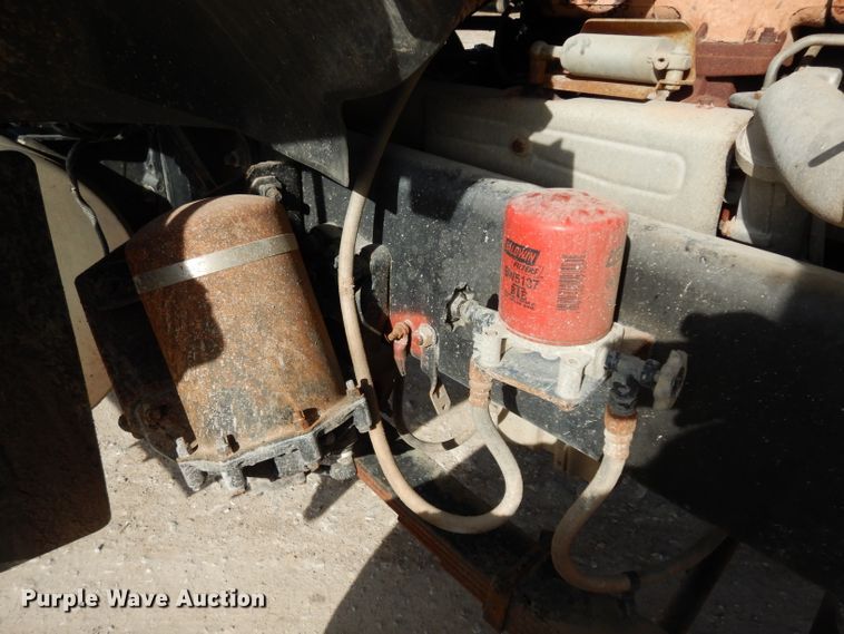 image for item DG6351 2006 Sterling LT8500 truck cab and chassis