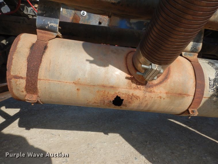 image for item DG6351 2006 Sterling LT8500 truck cab and chassis