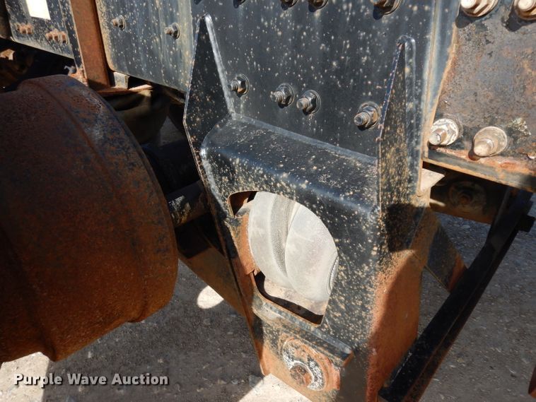 image for item DG6351 2006 Sterling LT8500 truck cab and chassis