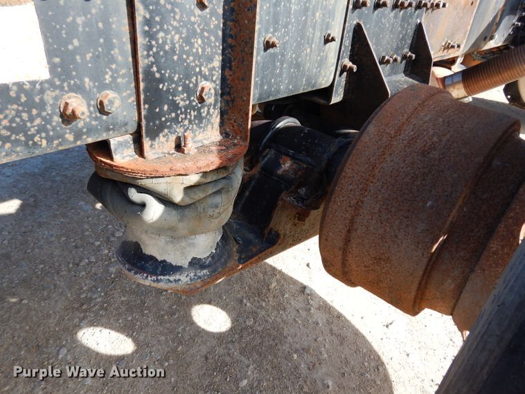 image for item DG6351 2006 Sterling LT8500 truck cab and chassis