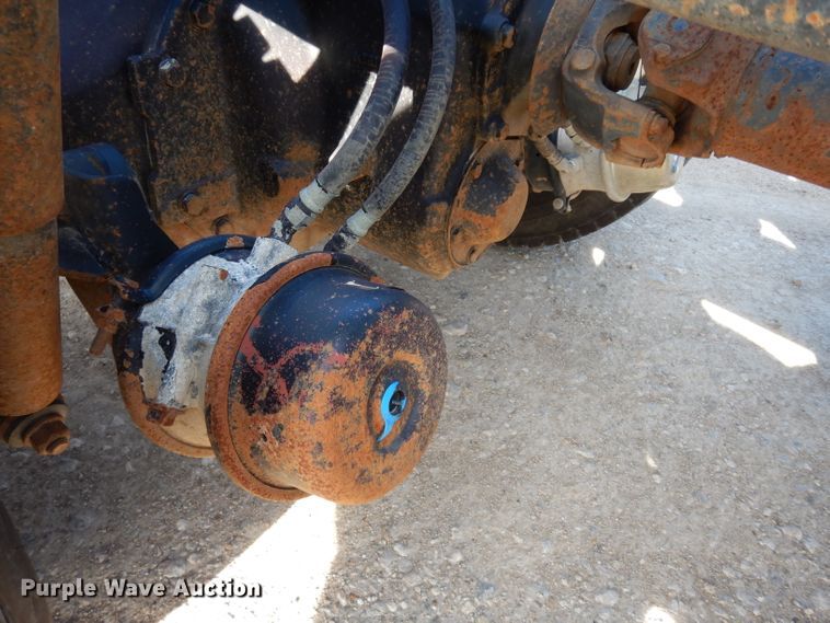 image for item DG6351 2006 Sterling LT8500 truck cab and chassis