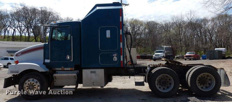 image for item DG6365 1998 Kenworth semi truck