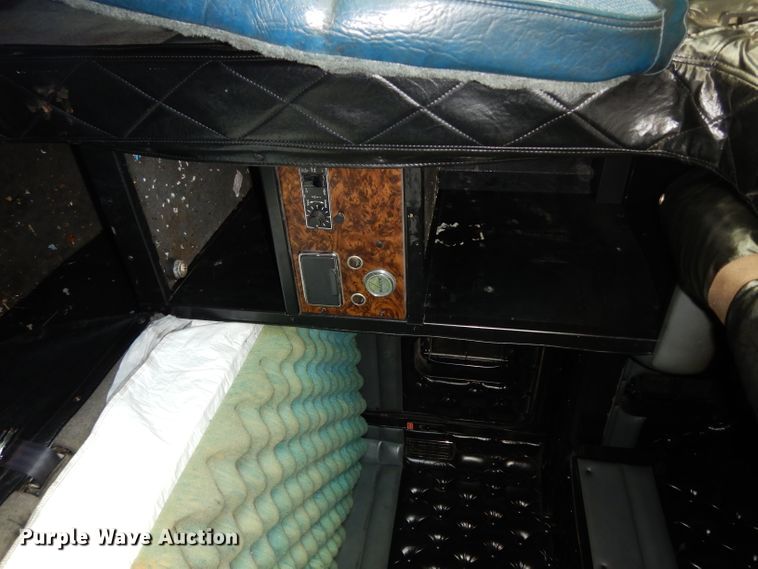 image for item DG6365 1998 Kenworth semi truck