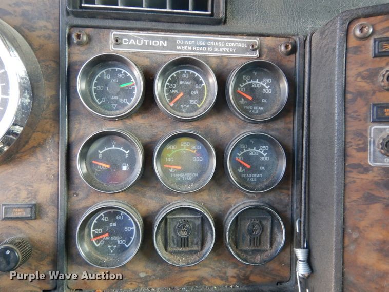 image for item DG6365 1998 Kenworth semi truck