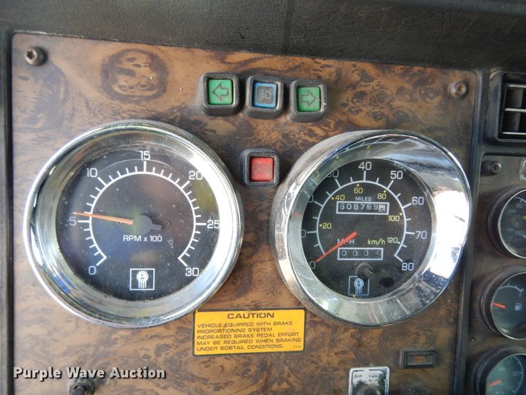 image for item DG6365 1998 Kenworth semi truck