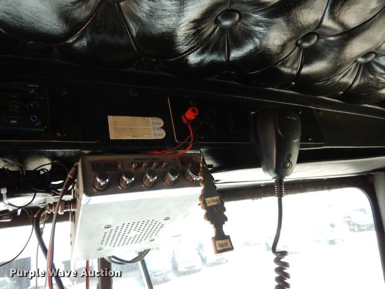 image for item DG6365 1998 Kenworth semi truck