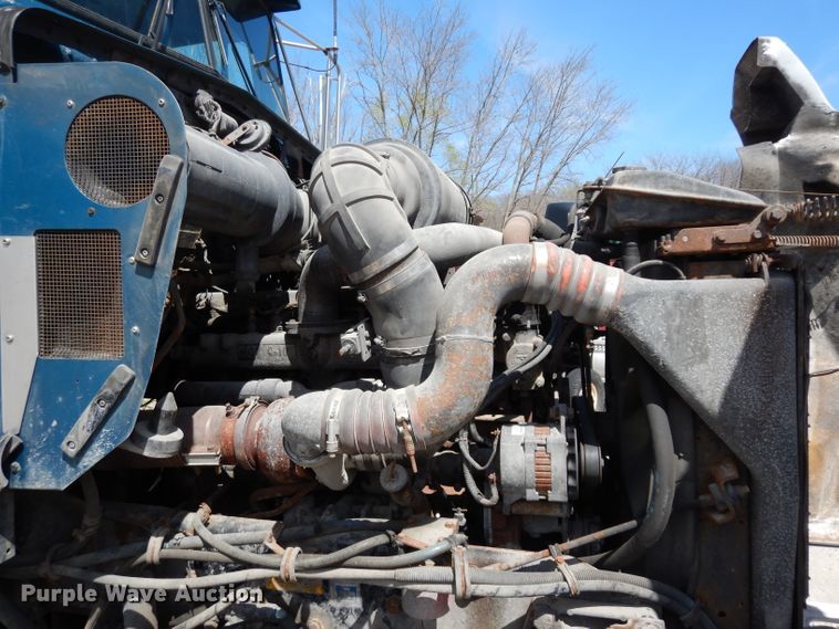 image for item DG6365 1998 Kenworth semi truck