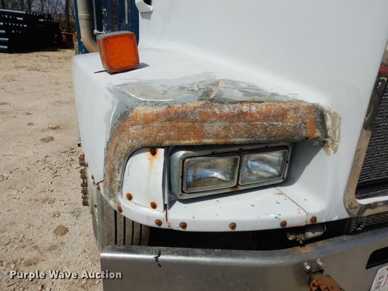 image for item DG6365 1998 Kenworth semi truck