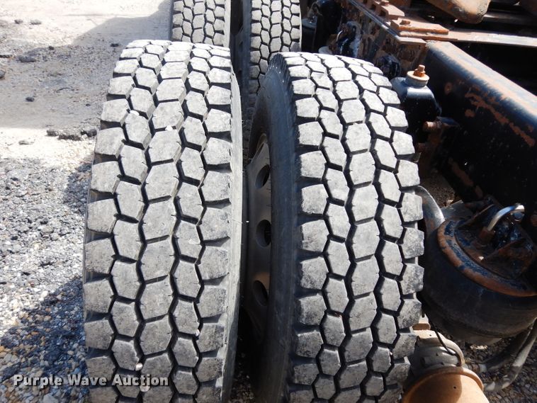 image for item DG6365 1998 Kenworth semi truck