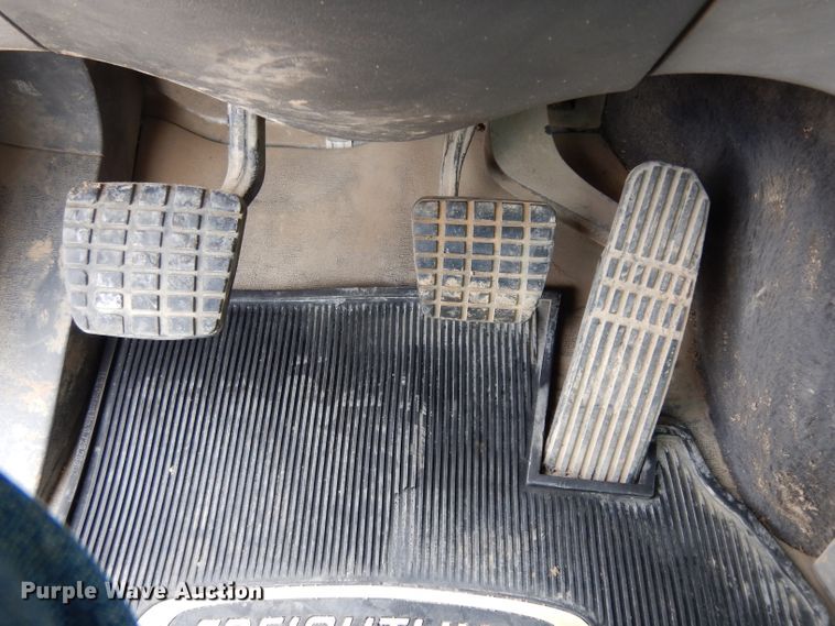 image for item DG6370 2006 Freightliner Columbia semi truck