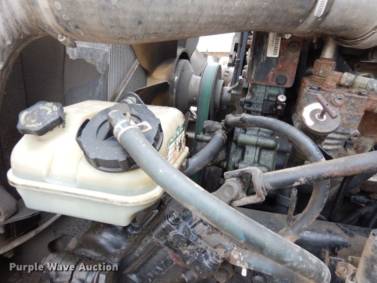 image for item DG6370 2006 Freightliner Columbia semi truck