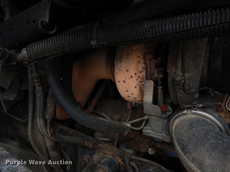 image for item DG6370 2006 Freightliner Columbia semi truck