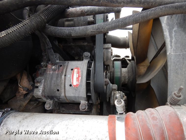 image for item DG6370 2006 Freightliner Columbia semi truck