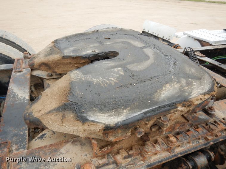 image for item DG6370 2006 Freightliner Columbia semi truck