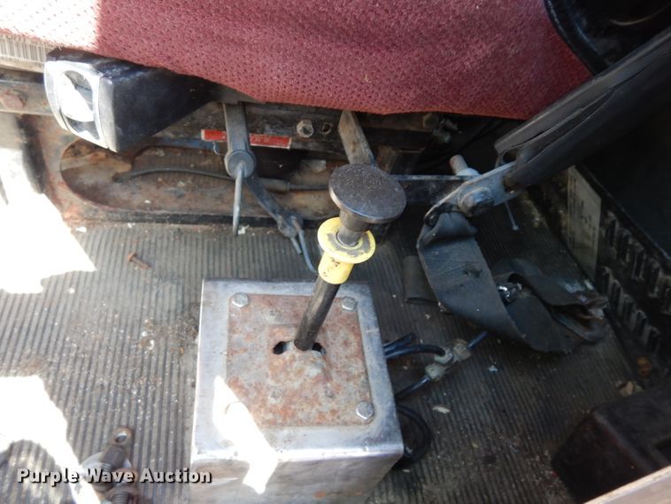 image for item DG6392 1996 Kenworth T800 semi truck