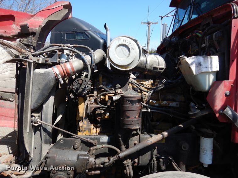 image for item DG6392 1996 Kenworth T800 semi truck