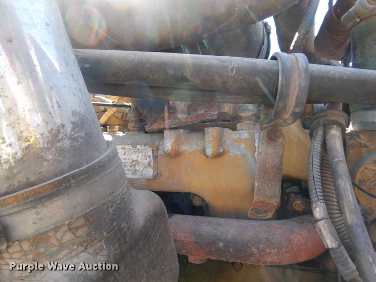 image for item DG6392 1996 Kenworth T800 semi truck