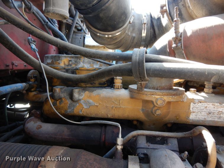 image for item DG6392 1996 Kenworth T800 semi truck