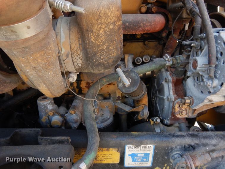 image for item DG6392 1996 Kenworth T800 semi truck