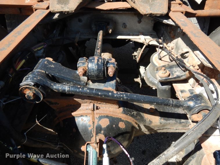 image for item DG6392 1996 Kenworth T800 semi truck