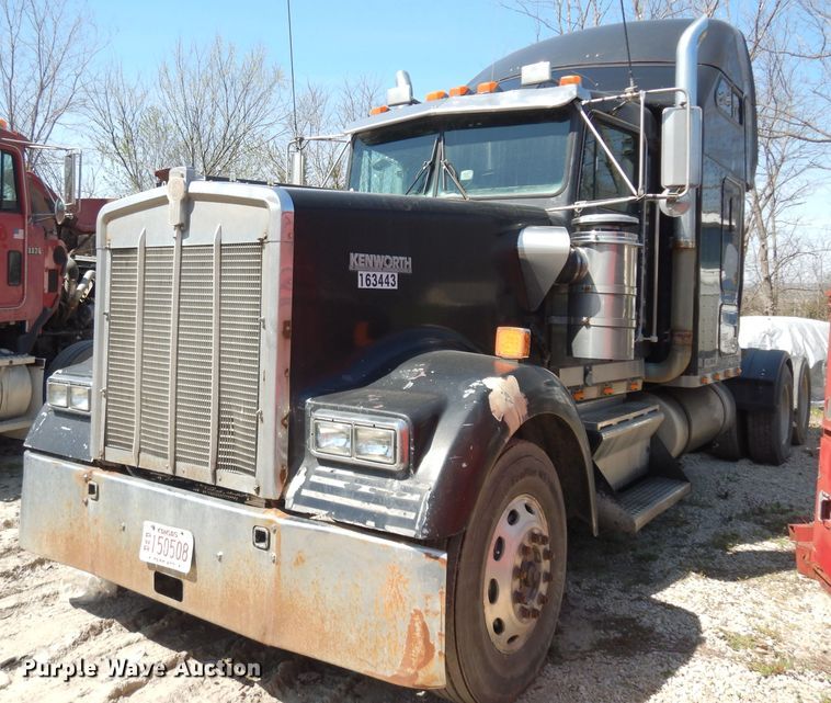 image for item DG6393 1996 Kenworth W900 semi truck