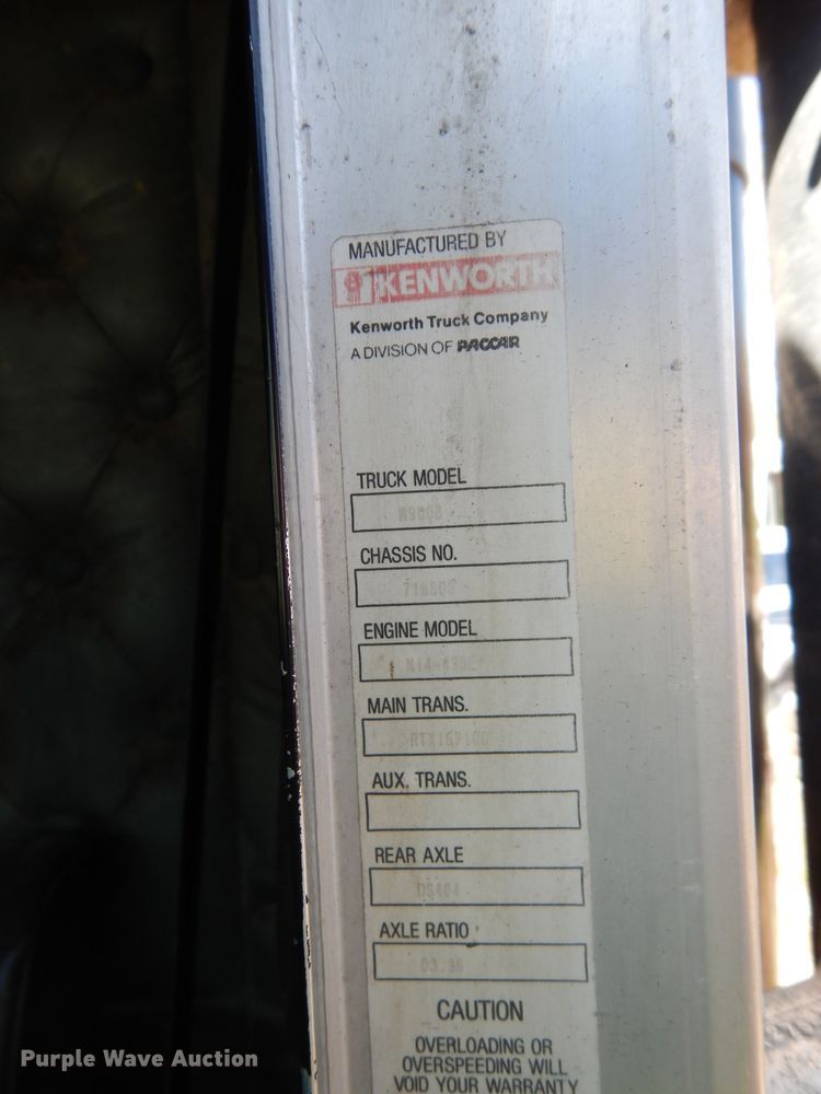image for item DG6393 1996 Kenworth W900 semi truck