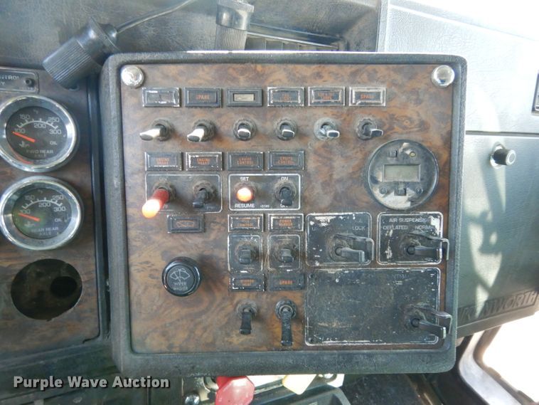 image for item DG6393 1996 Kenworth W900 semi truck