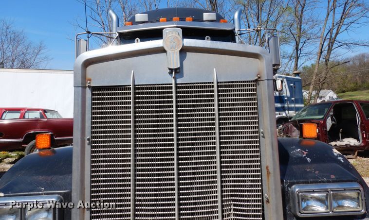 image for item DG6393 1996 Kenworth W900 semi truck