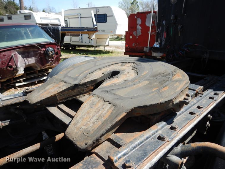 image for item DG6393 1996 Kenworth W900 semi truck