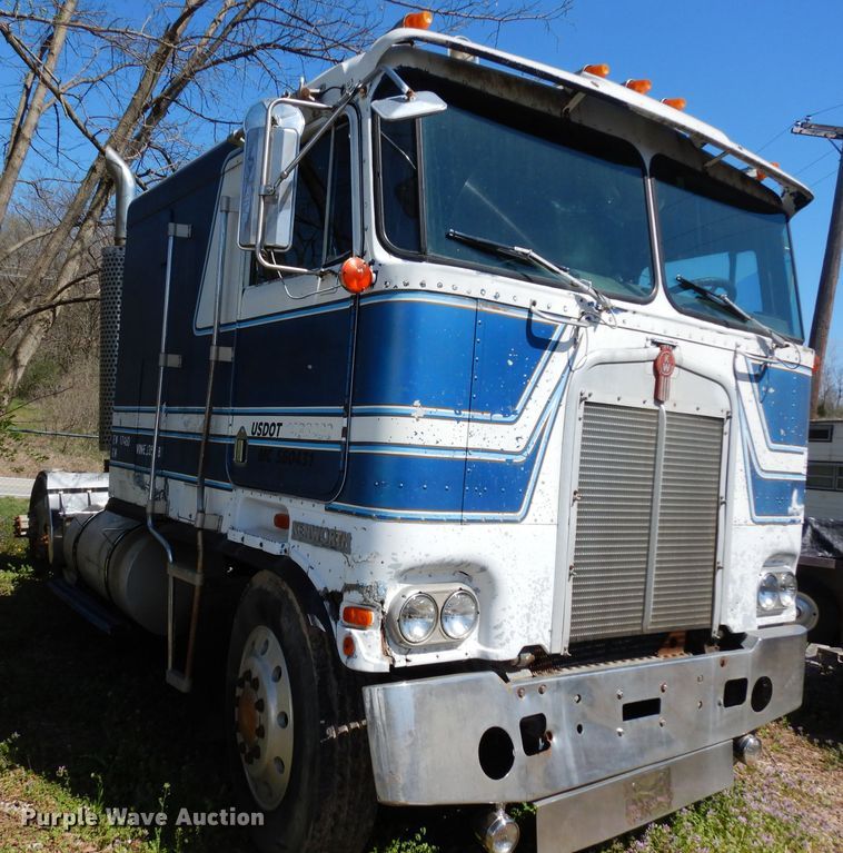 image for item DG6394 1984 Kenworth K100 semi truck