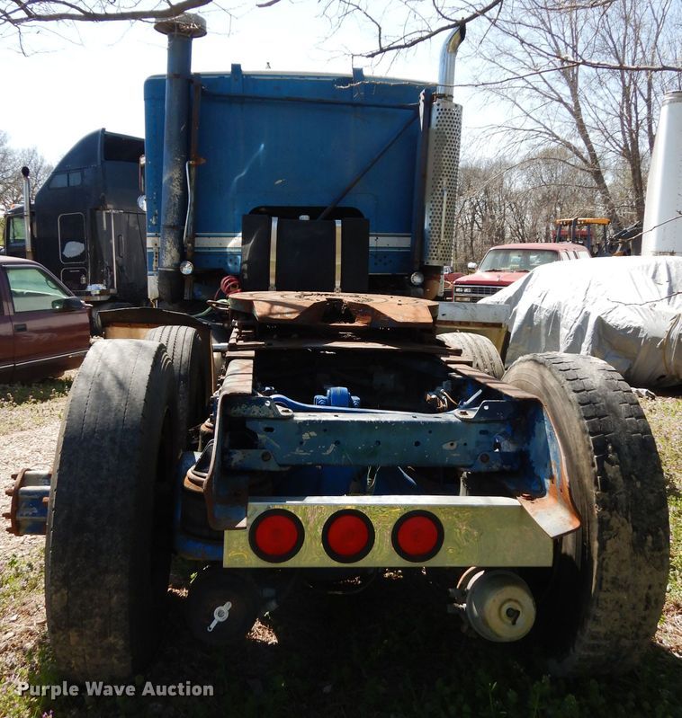 image for item DG6394 1984 Kenworth K100 semi truck