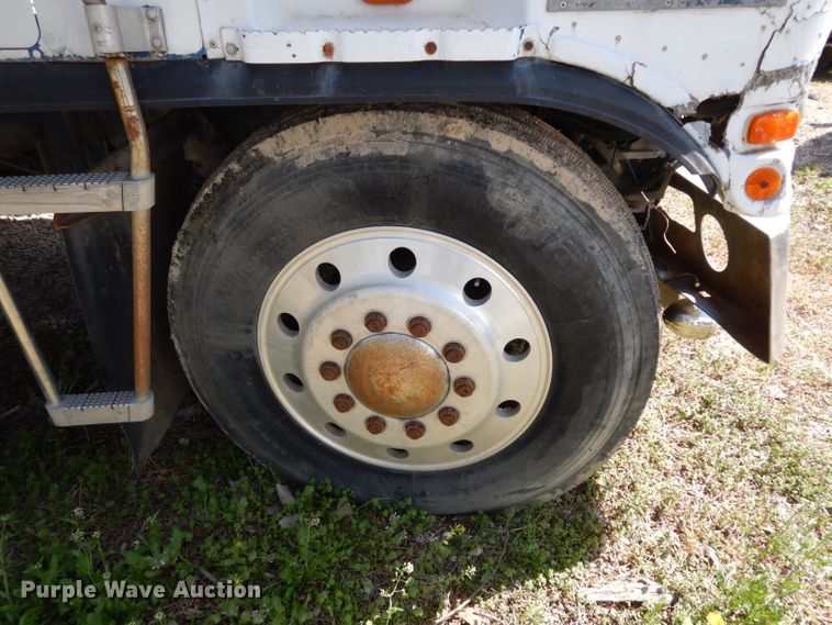 image for item DG6394 1984 Kenworth K100 semi truck