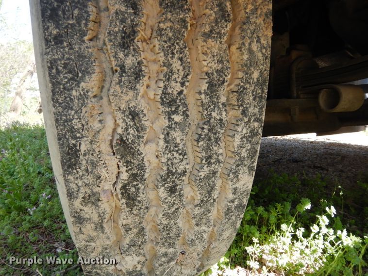 image for item DG6394 1984 Kenworth K100 semi truck