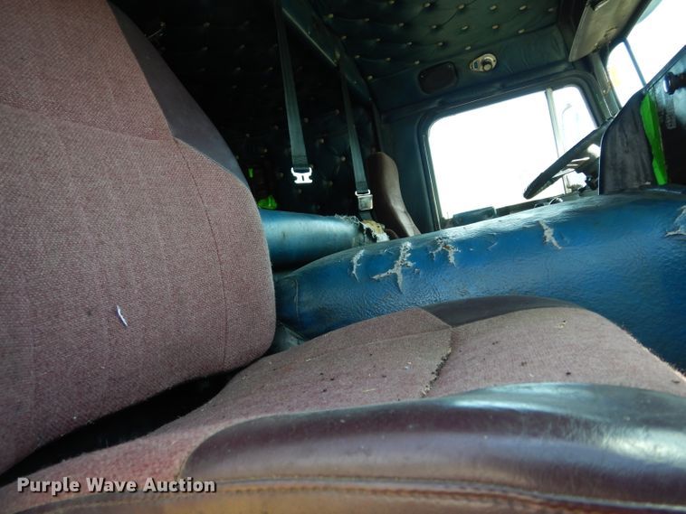 image for item DG6394 1984 Kenworth K100 semi truck