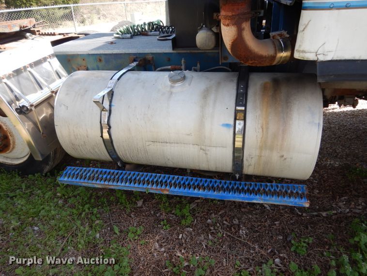 image for item DG6394 1984 Kenworth K100 semi truck