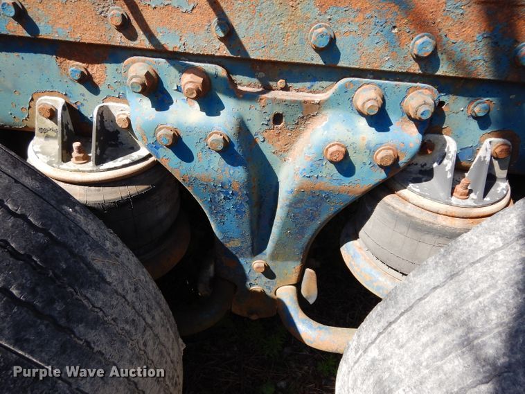 image for item DG6394 1984 Kenworth K100 semi truck