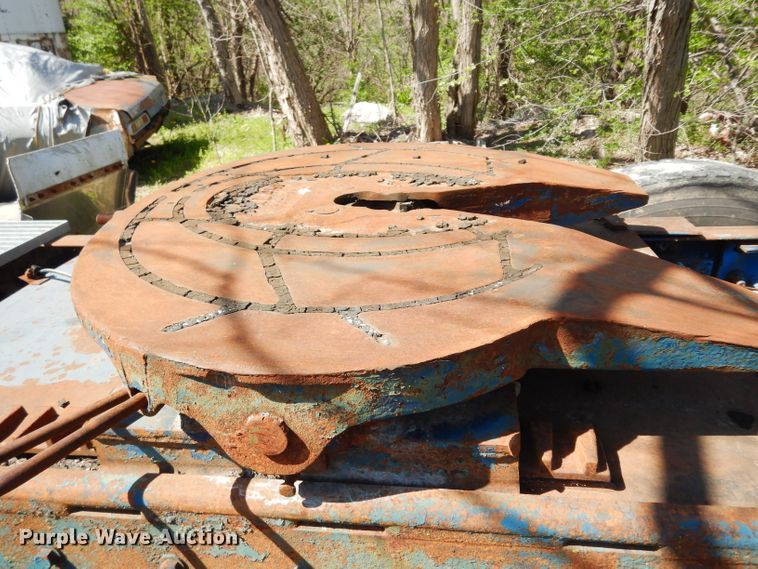 image for item DG6394 1984 Kenworth K100 semi truck