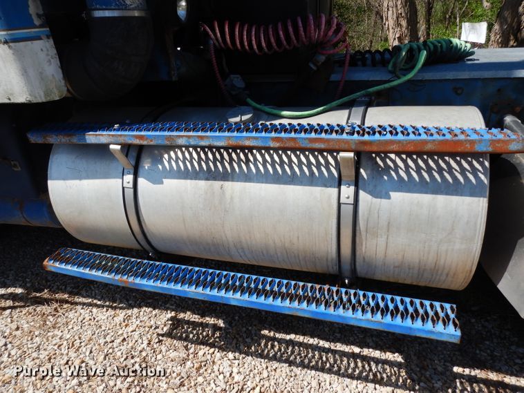 image for item DG6394 1984 Kenworth K100 semi truck