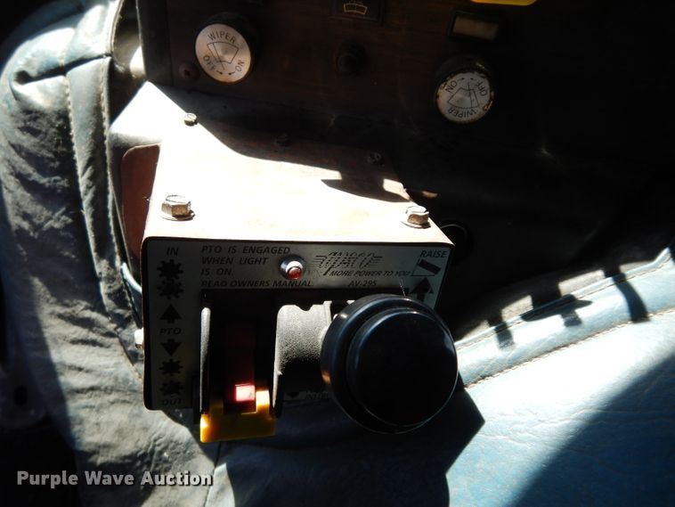 image for item DG6394 1984 Kenworth K100 semi truck