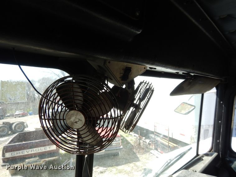 image for item DG6394 1984 Kenworth K100 semi truck