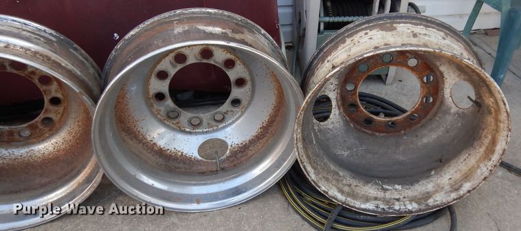 image for item DG6394 1984 Kenworth K100 semi truck