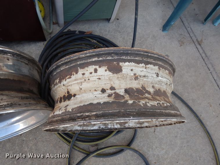 image for item DG6394 1984 Kenworth K100 semi truck