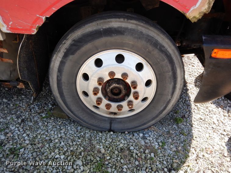 image for item DG6395 1995 Kenworth T600 semi truck