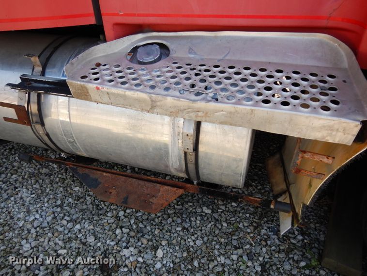 image for item DG6395 1995 Kenworth T600 semi truck