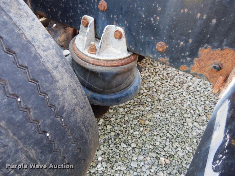 image for item DG6395 1995 Kenworth T600 semi truck