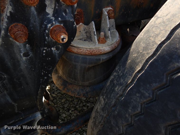 image for item DG6395 1995 Kenworth T600 semi truck