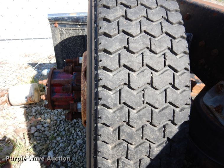 image for item DG6395 1995 Kenworth T600 semi truck