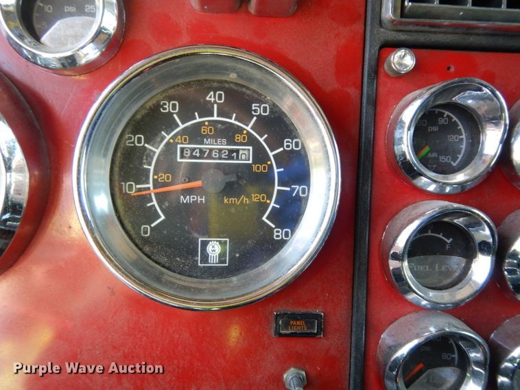 image for item DG6395 1995 Kenworth T600 semi truck